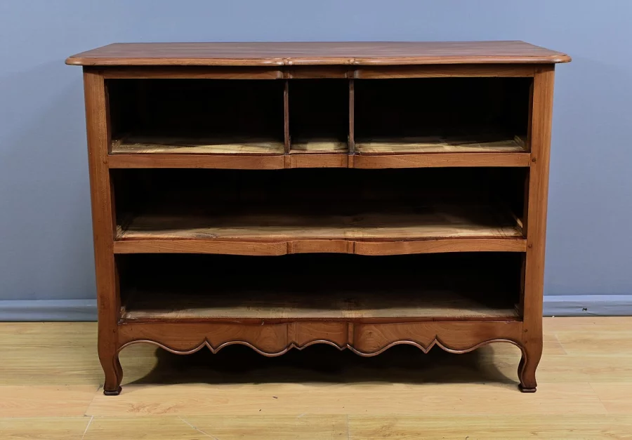 Kommode aus der Zeit Louis XV