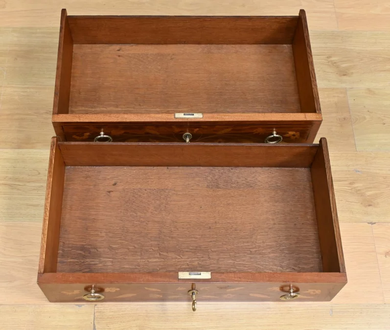 Petite Commode en Acajou Blond – Début XXe