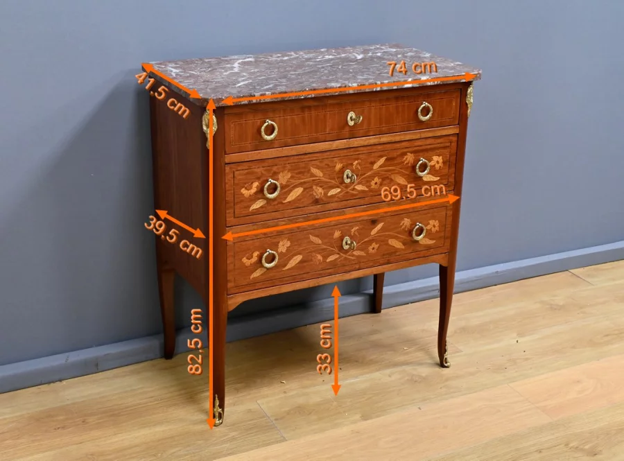 Petite Commode en Acajou Blond – Début XXe