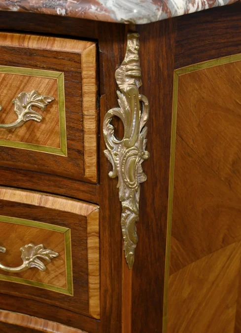 КОМОД ВО ФРАНЦУЗСКОМ СТИЛЕ ПЕРЕХОДНОГО СТИЛЯ