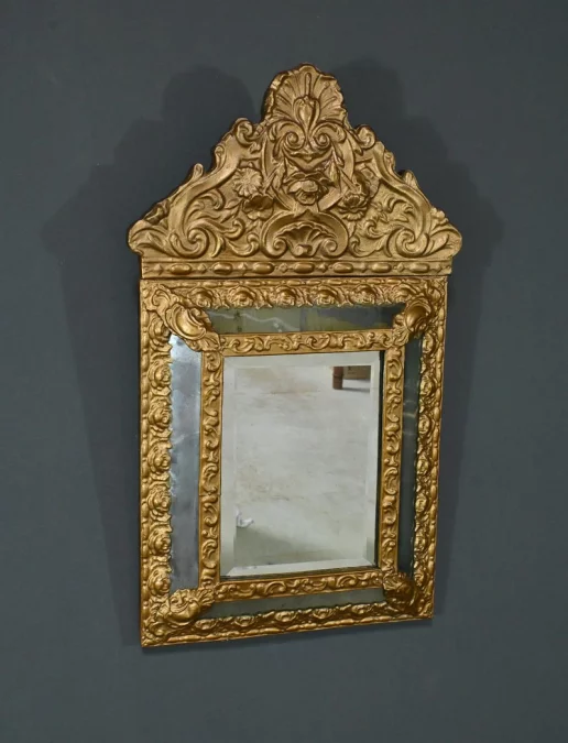 SPECCHIO IN OTTONE SBALZO