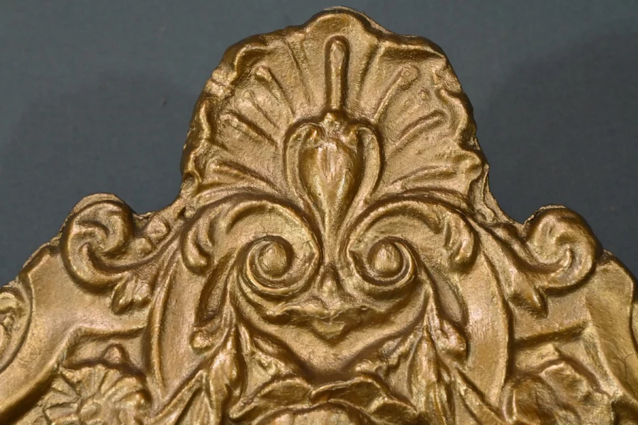 SPECCHIO IN OTTONE SBALZO