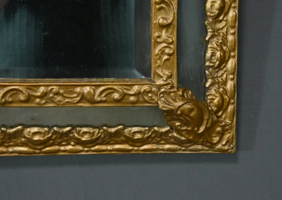 SPECCHIO IN OTTONE SBALZO