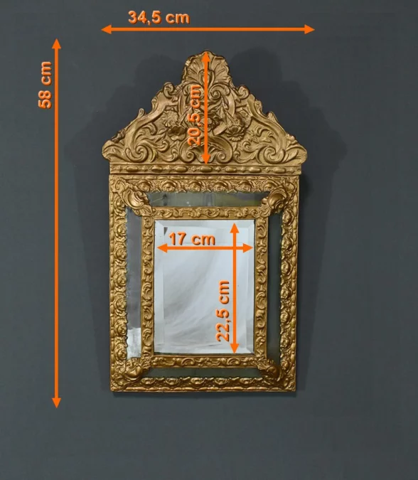 SPECCHIO IN OTTONE SBALZO