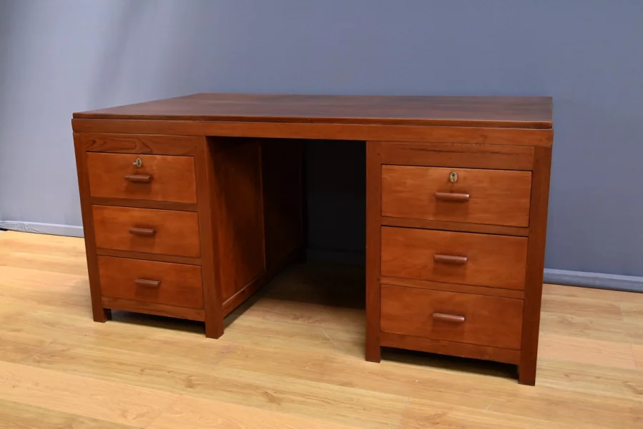 Bureau de Commerce en Teck – 1930