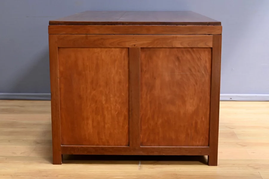 Bureau de Commerce en Teck – 1930