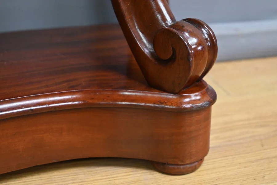 KONSOLENTISCH IM STIL NAPOLEON III