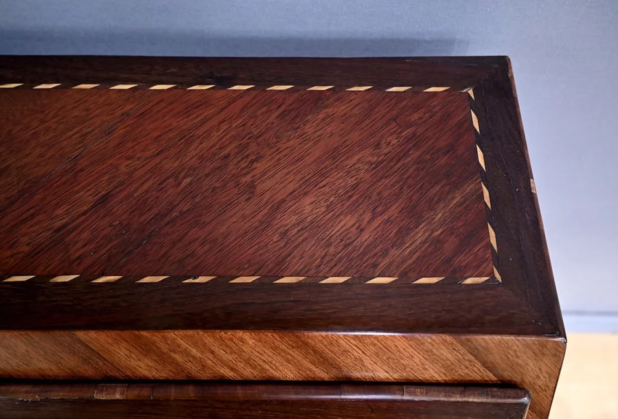 Bureau de Pente en Palissandre et Acajou, style Louis XVI – Milieu XIXe