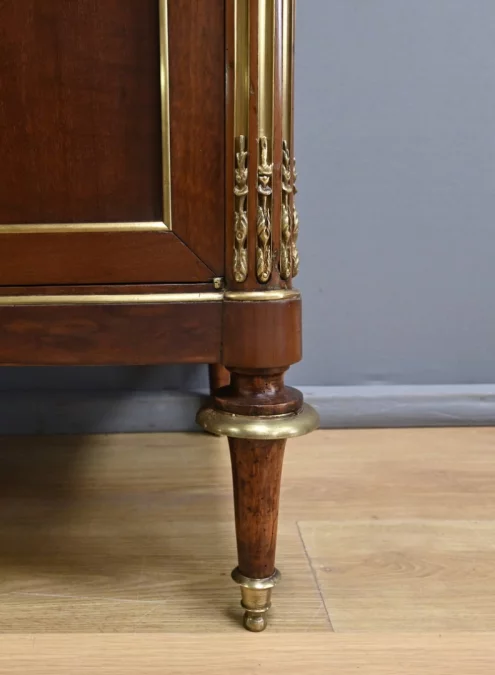 Книжный шкаф-бюро в стиле Людовика XVI