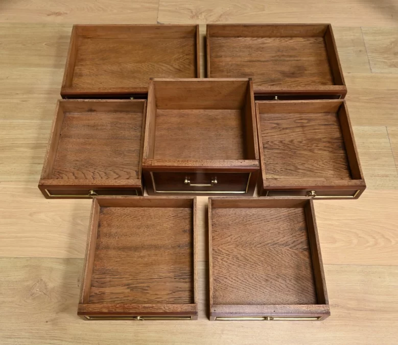 Книжный шкаф-бюро в стиле Людовика XVI