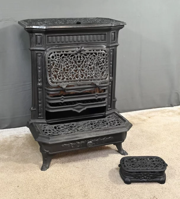 Чугунная угольная печь