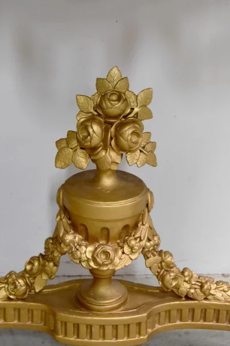 KONSOLENTISCH IM LOUIS XVI-STIL