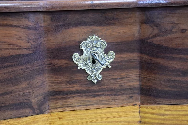 CÓMODA ESTILO LUIS XIV