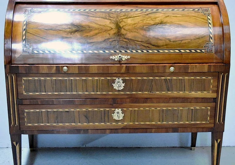 Bureau à cylindre Louis XVI – XVIIIe