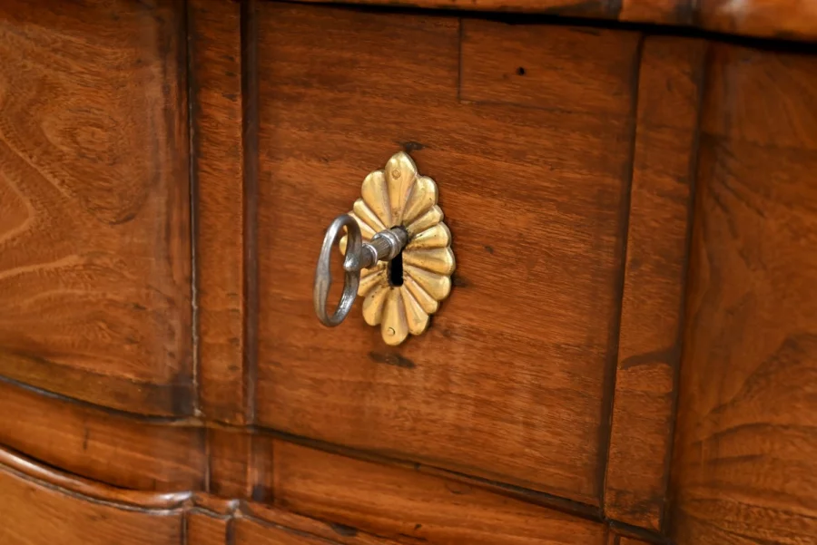 Kommode aus der Zeit Louis XV