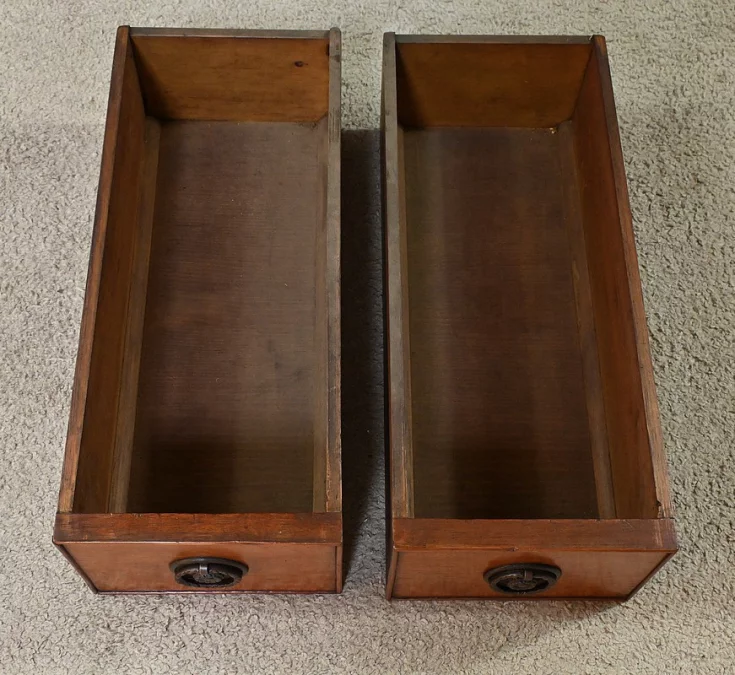 Petit Bureau en Chêne, époque Victorienne, Angleterre – Fin XIXe