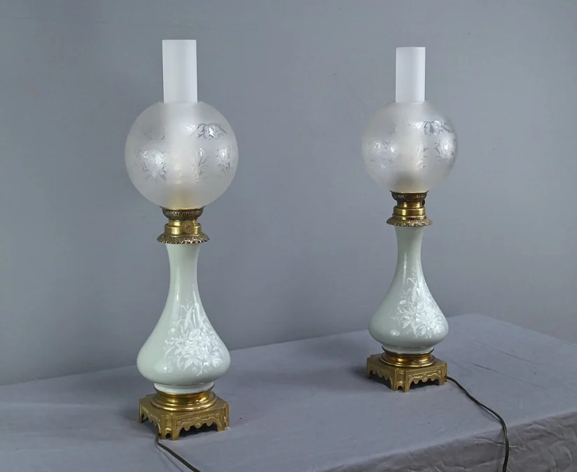 PAR DE LÁMPARAS DE GASOLINA