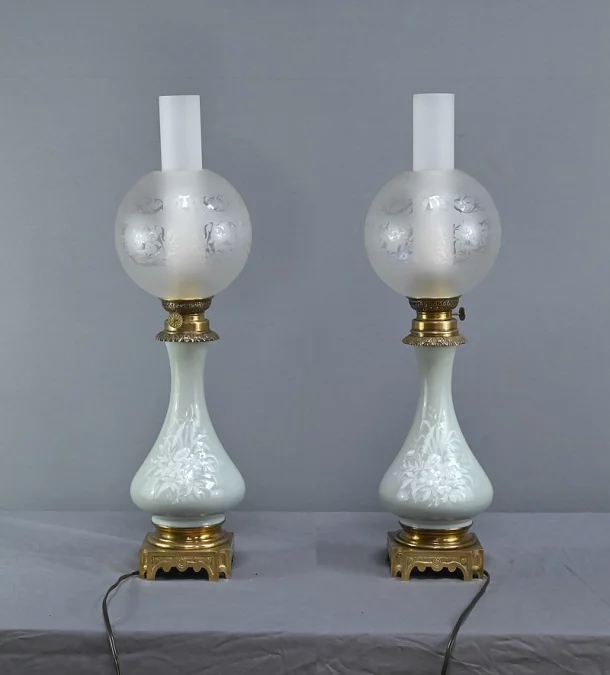 PAR DE LÁMPARAS DE GASOLINA