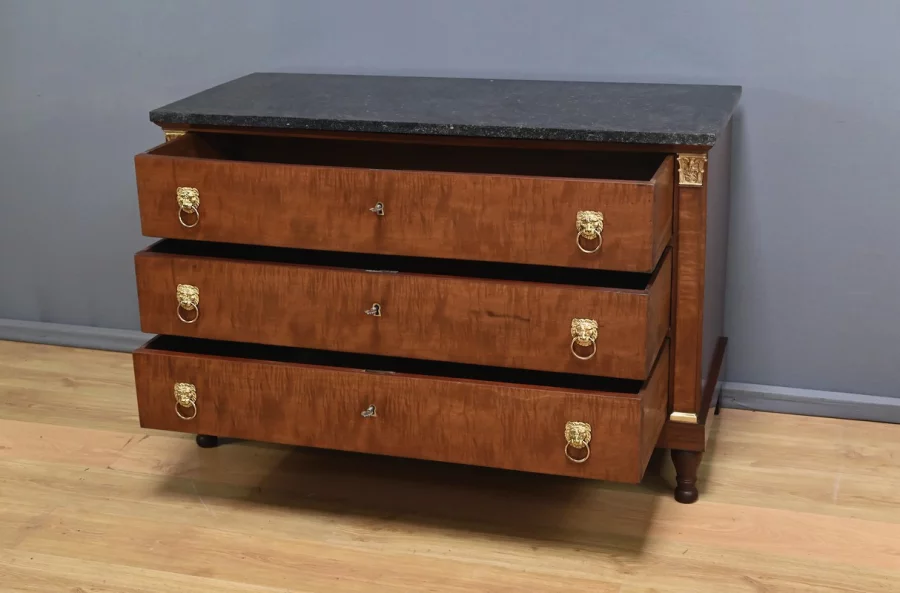 Commode Retour d’Égypte en Acajou, époque Empire – Début XIXe