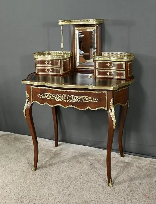 Petit Bureau de Dame en Acajou, époque Napoléon III – 2ème partie XIXe