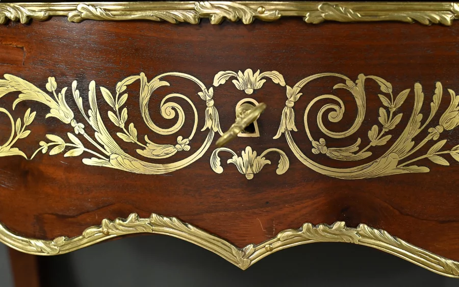 Petit Bureau de Dame en Acajou, époque Napoléon III – 2ème partie XIXe