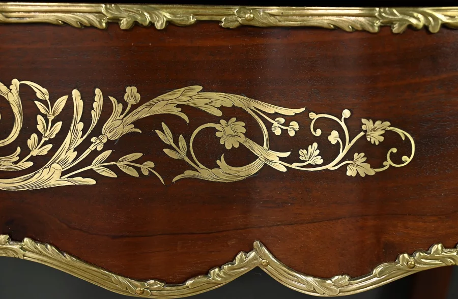 Petit Bureau de Dame en Acajou, époque Napoléon III – 2ème partie XIXe
