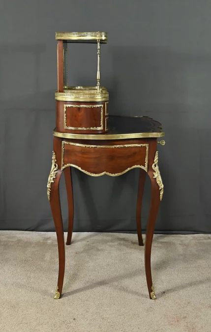 Petit Bureau de Dame en Acajou, époque Napoléon III – 2ème partie XIXe