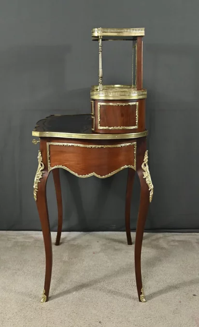 Petit Bureau de Dame en Acajou, époque Napoléon III – 2ème partie XIXe