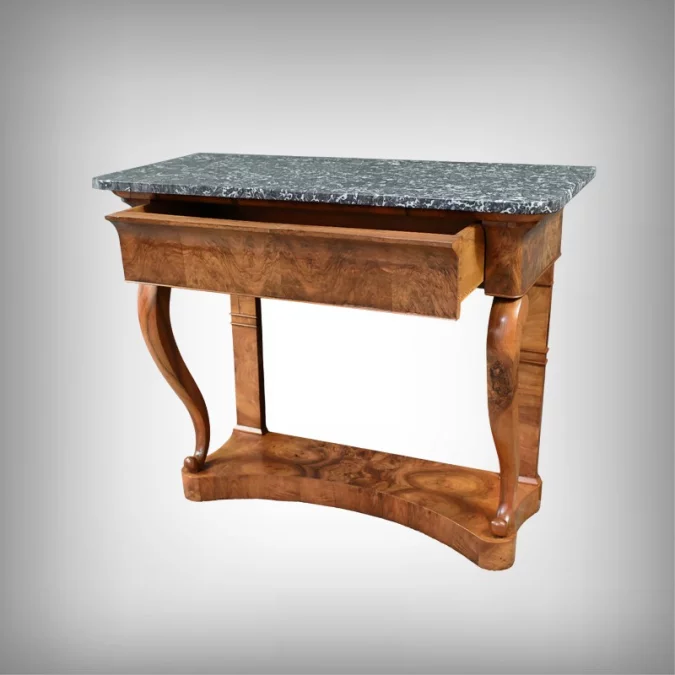Console en Noyer, époque Restauration – Début XIXe