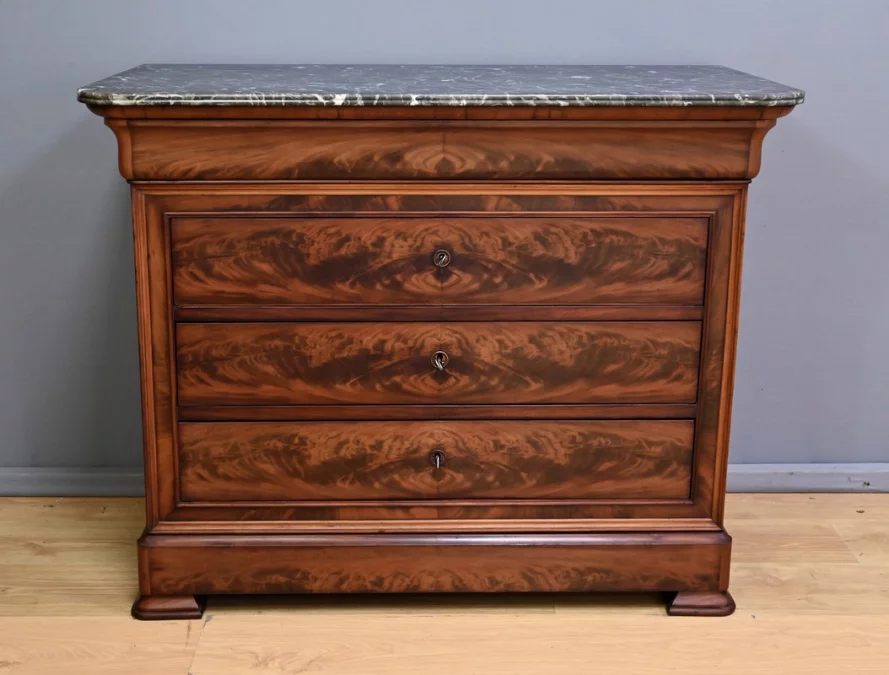 Commode en Acajou, style Louis-Philippe – Fin XIXe