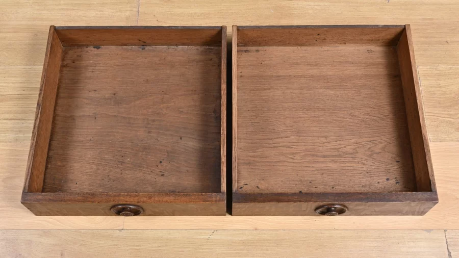 MESA AUXILIAR ESTILO LUIS PHILIPPE