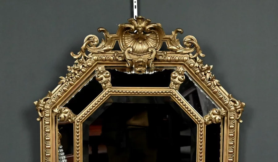 Зеркало в стиле Людовика XV