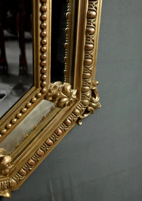 Зеркало в стиле Людовика XV
