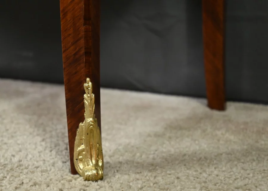 Комод в стиле Людовика XV