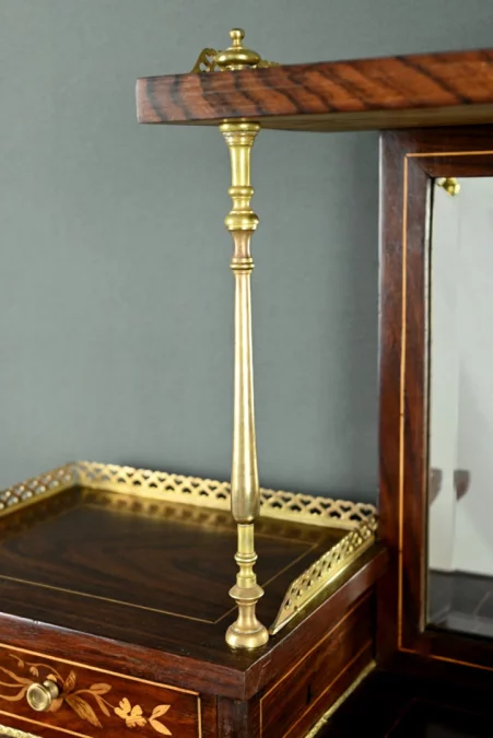 Schreibtisch einer Dame aus der Zeit Napoleons III.