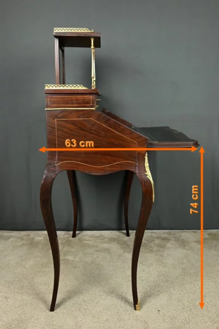 Schreibtisch einer Dame aus der Zeit Napoleons III.