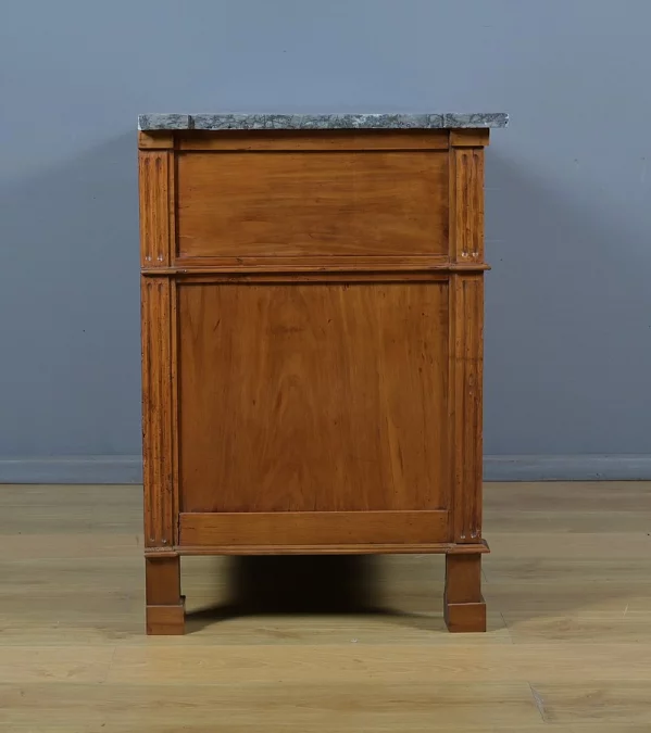 CÓMODA DE LA ÉPOCA LUIS XVI