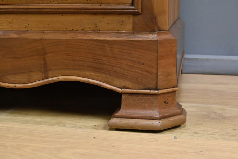 Комод в стиле Луи Филиппа