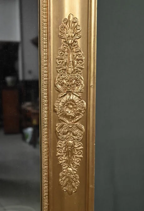 Зеркало во французском ресторанном стиле