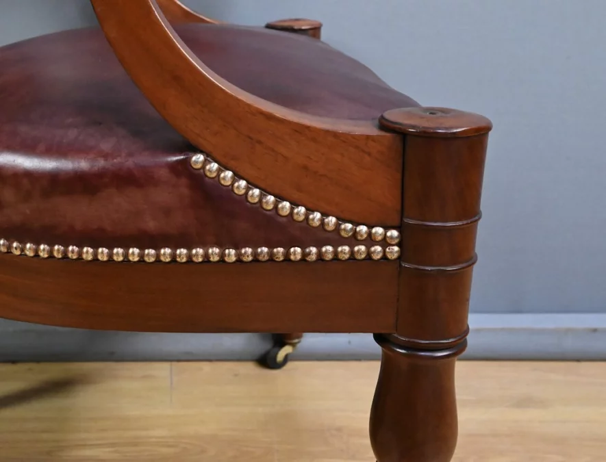 Fauteuil de Bureau en Acajou, époque Restauration – Début XIXe