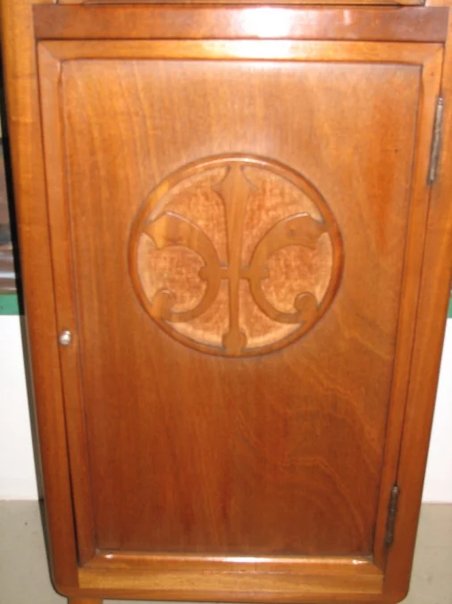 РАДИО-КАБИНЕТ В МАГАЗИИ