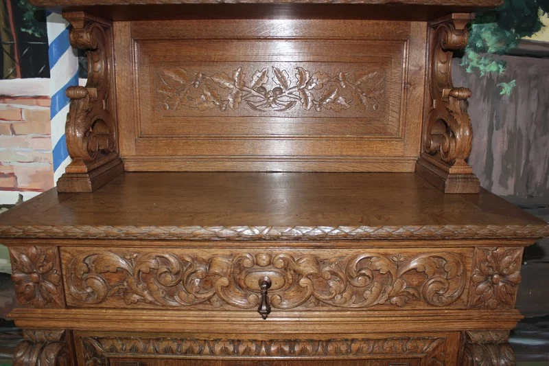 RENACIMIENTO ESTILO DRESSER