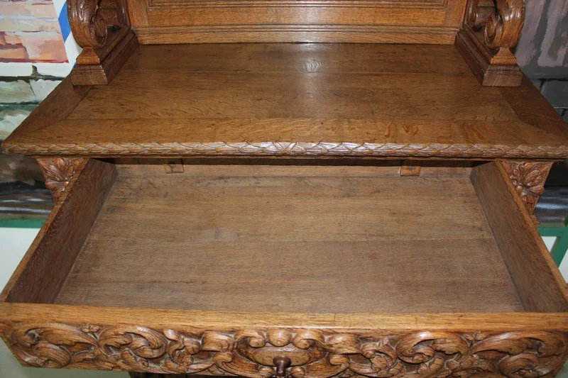 RENACIMIENTO ESTILO DRESSER