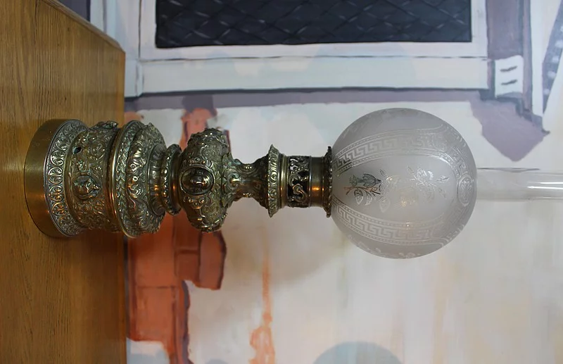 Paire de Lampes à Pétrole en Bronze XIXeme