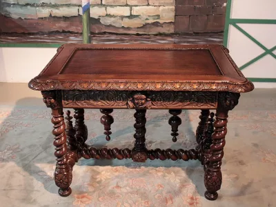 LOUIS XIII ESTILO ESCRIBIR LA MESA