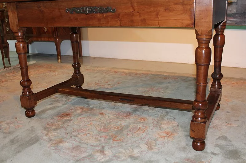 LOUIS XIV ESTILO ESCRIBIR LA MESA