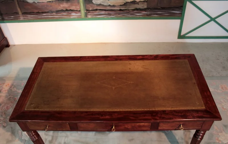 TABLA DE ESCRITURA DE LOUIS PHILIPPE