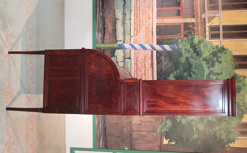Bureau Cylindre Louis XVI en Acajou de Cuba XVIIIe