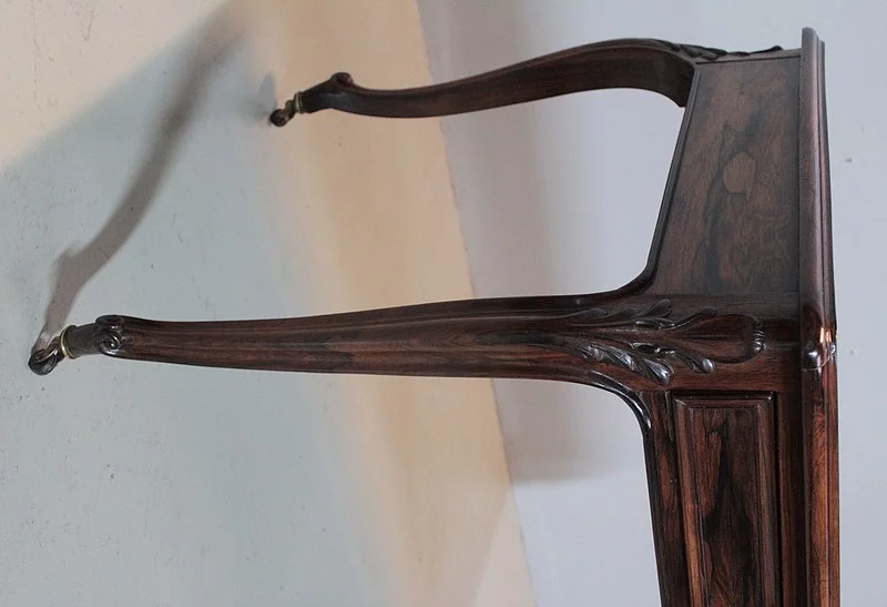 LOUIS XV ESTILO ESCRIBIR LA MESA