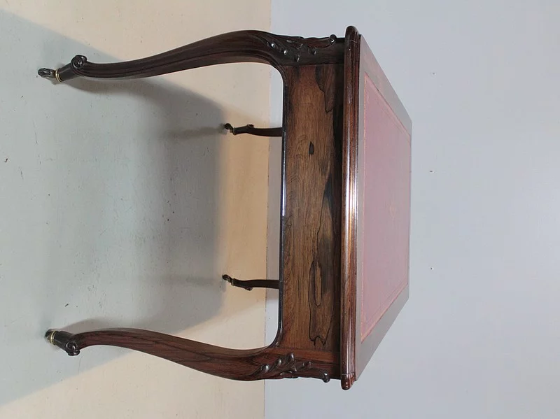 LOUIS XV ESTILO ESCRIBIR LA MESA